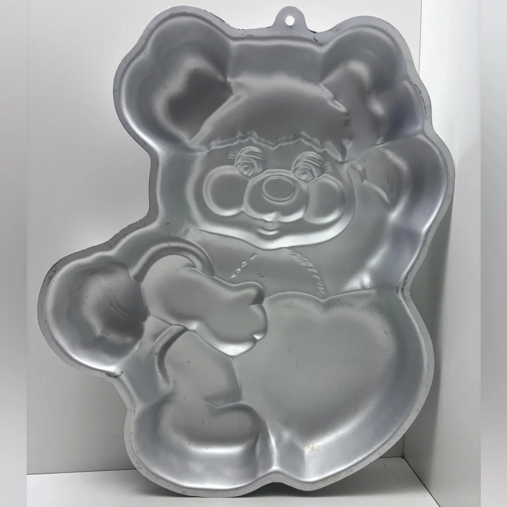 Wilton 1985 P.C. Popple aluminum cake pan - Picture 3 of 4